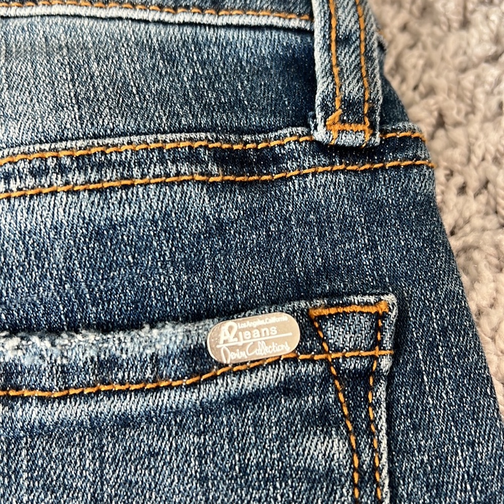 Vici A2 Jeans Asher Medium Rise Distressed Skinny Jeans New - Picture 11 of 11
